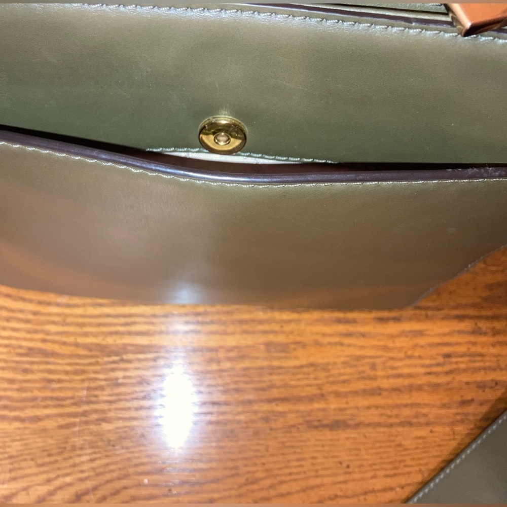 Michael Kors Gloria Leather Crossbody Messenger Bag Olive-Gray - like New - Picture 3 of 15